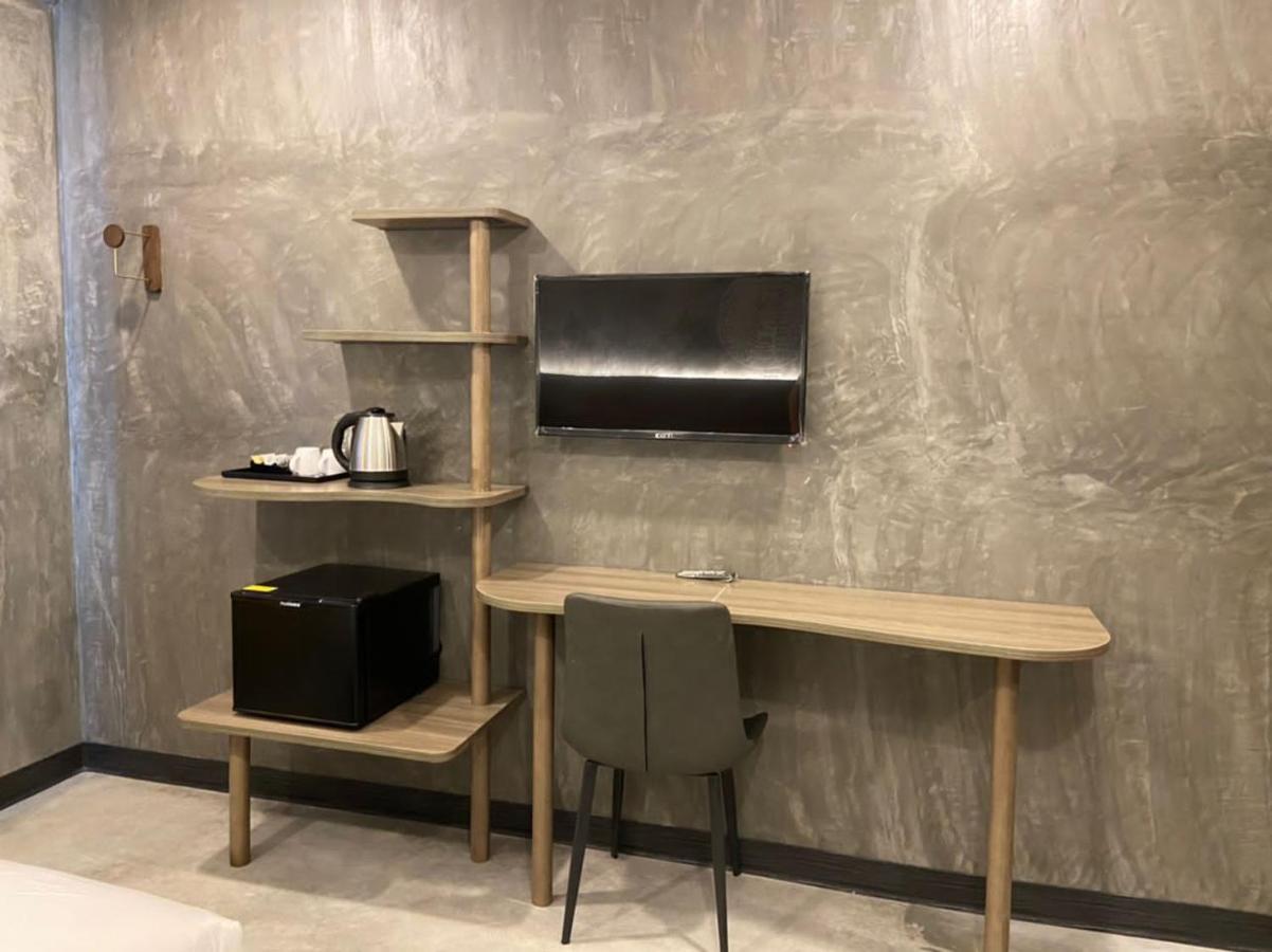Sri Indar Hotel & Suites Parit Buntar Extérieur photo
